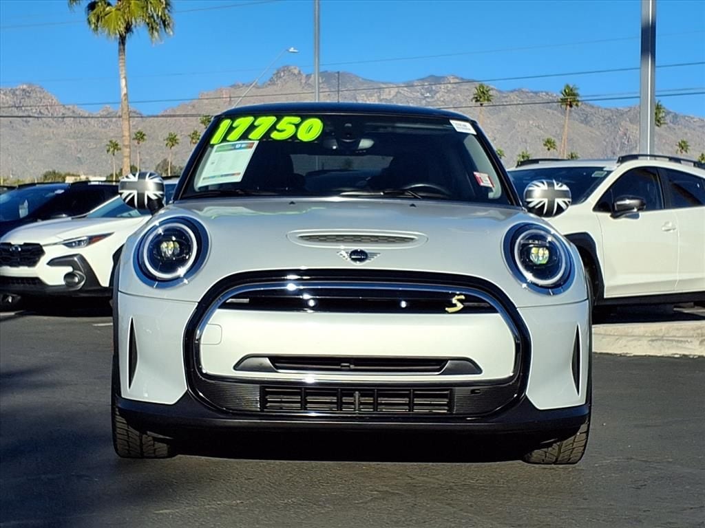 used 2022 MINI Electric Hardtop 2 Door car, priced at $15,000