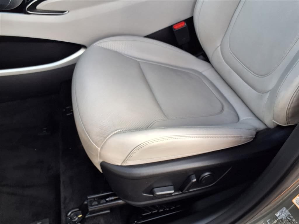 used 2022 Hyundai Tucson Hybrid car, priced at $26,500