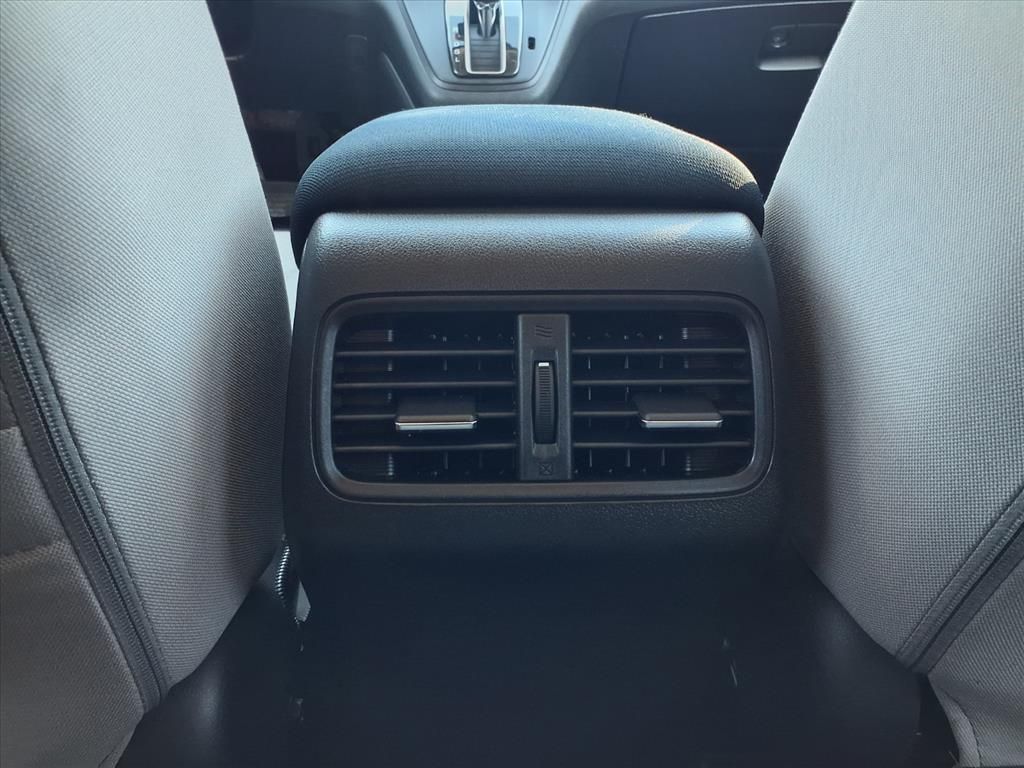 used 2016 Honda CR-V car, priced at $14,000