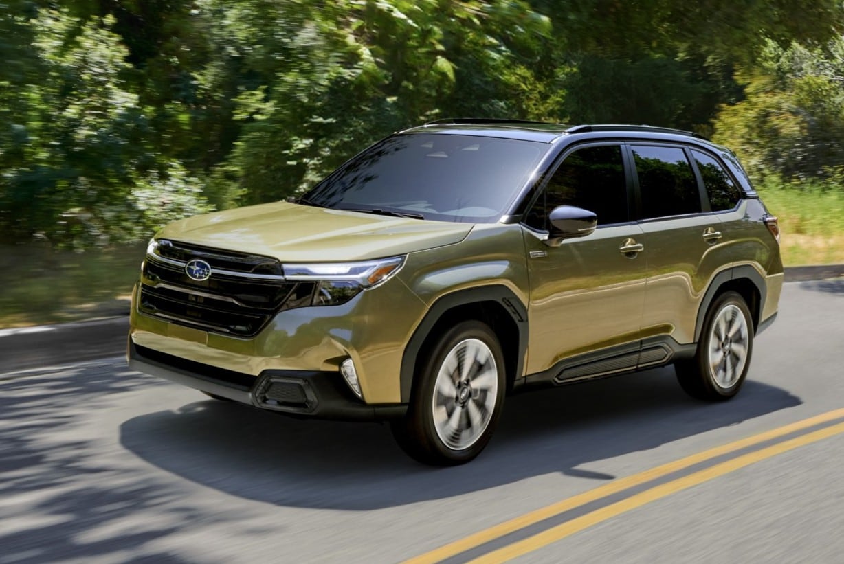 Side-by-side comparison of the 2026 Subaru Forester Hybrid and 2026 Honda CR-V Hybrid in Tucson, AZ