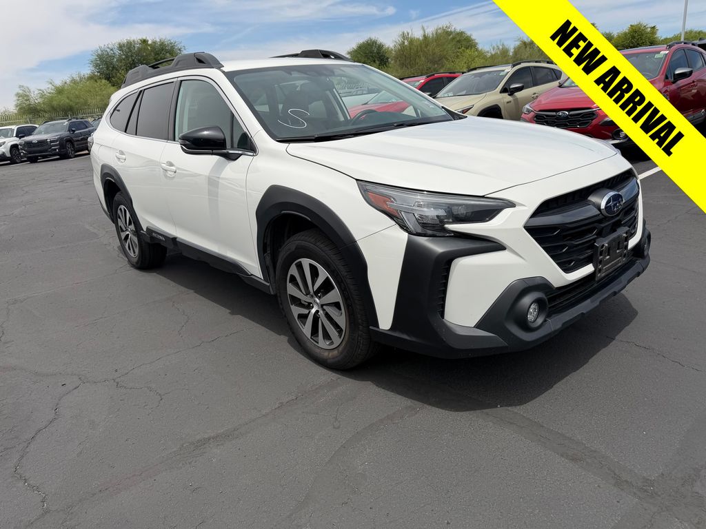 2023 Subaru Outback Premium's photo