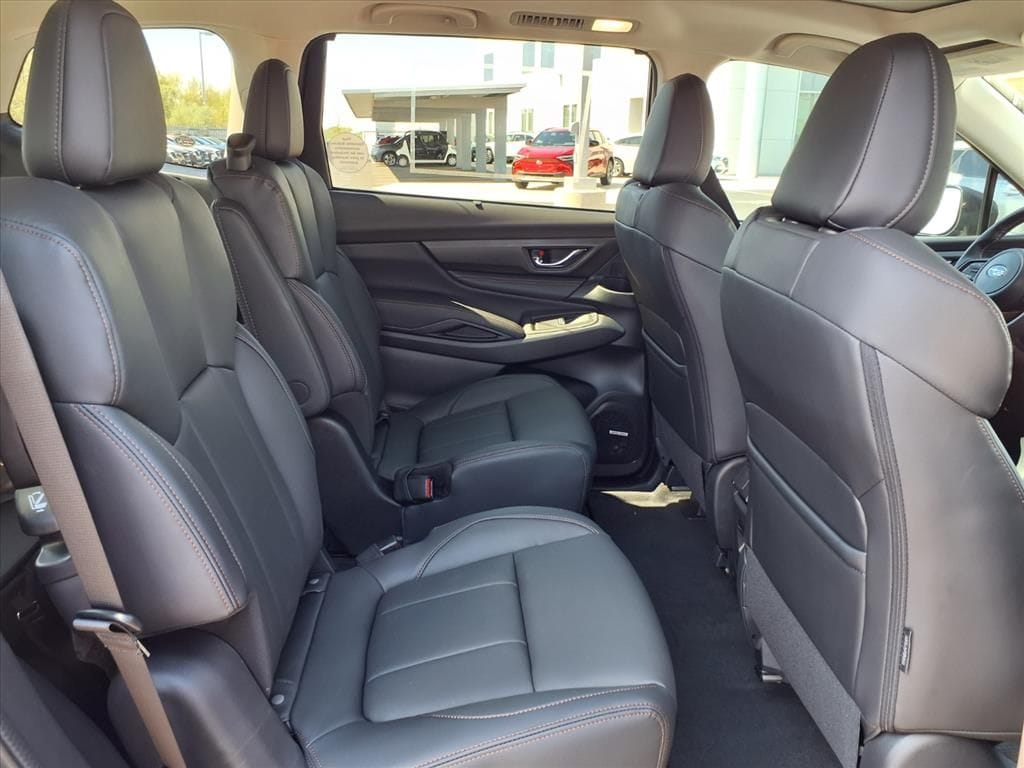 new 2025 Subaru Ascent car, priced at $51,664