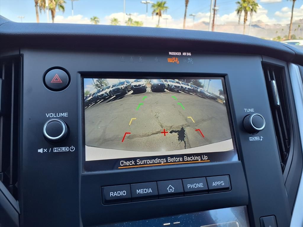 2025 Subaru Outback Base photo 3