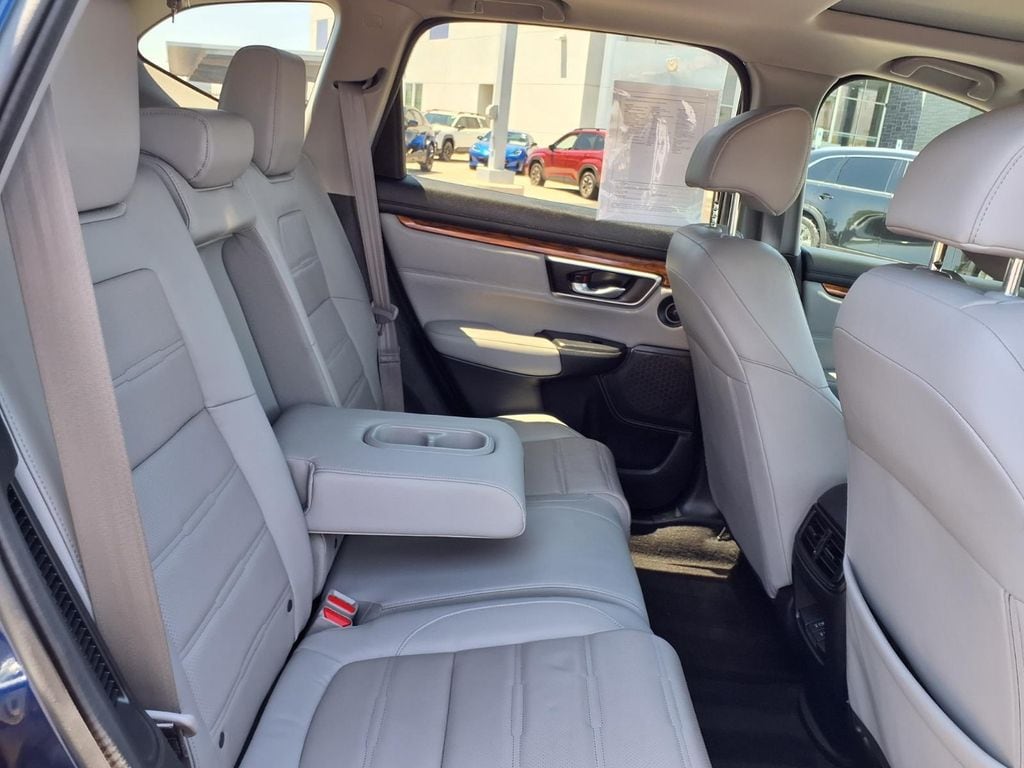 used 2022 Honda CR-V Hybrid car, priced at $28,000