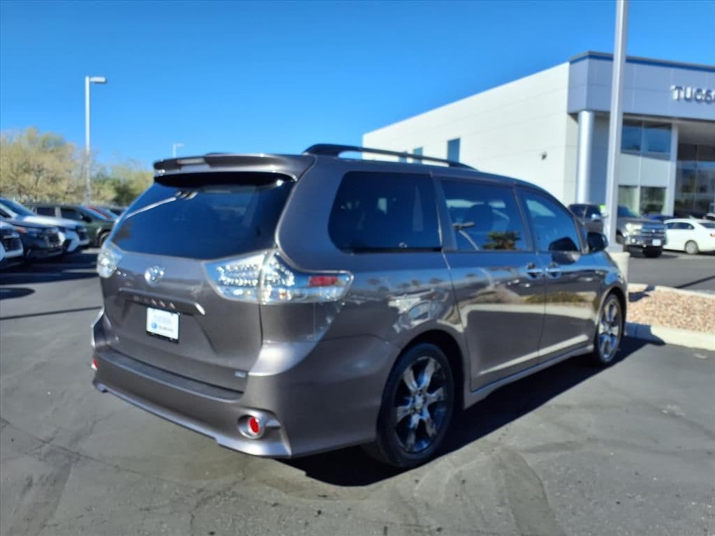 used 2016 Toyota Sienna car, priced at $13,750