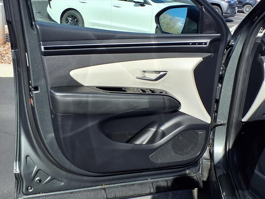 used 2022 Hyundai Tucson Hybrid car, priced at $26,500