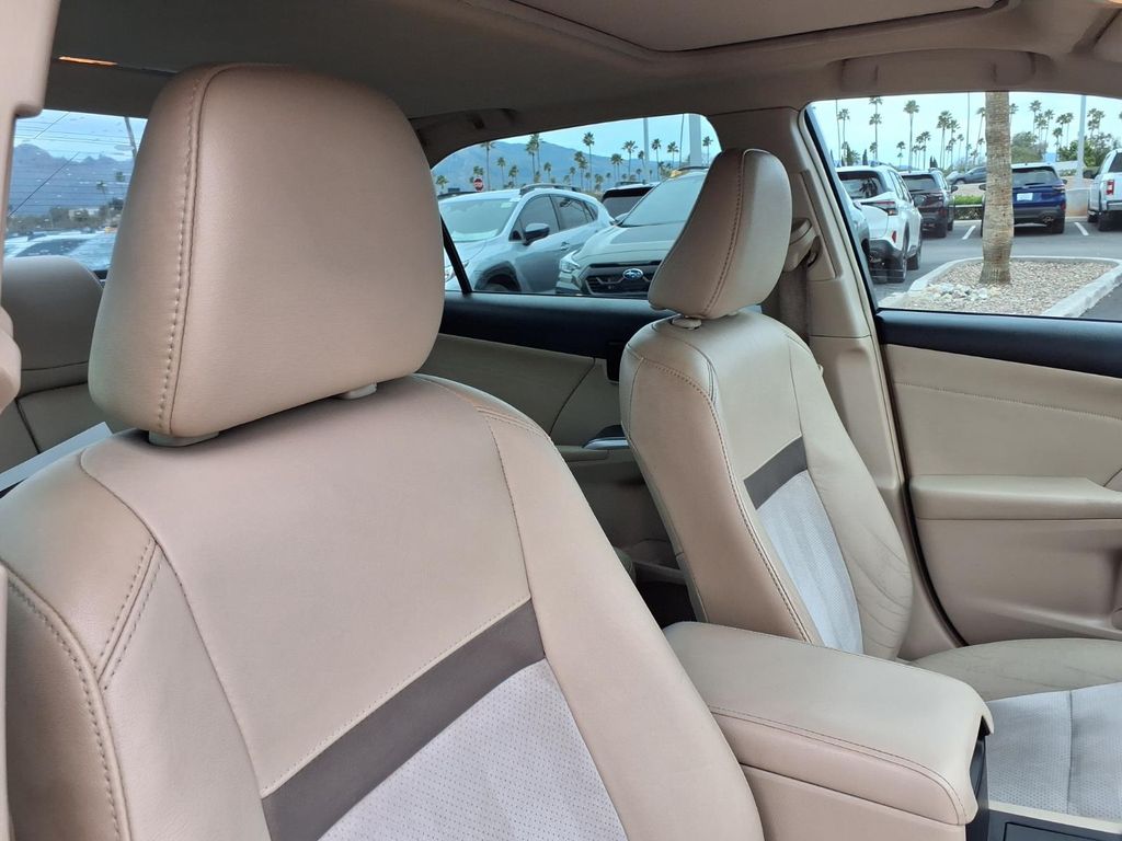 used 2013 Toyota Camry Hybrid car, priced at $10,750