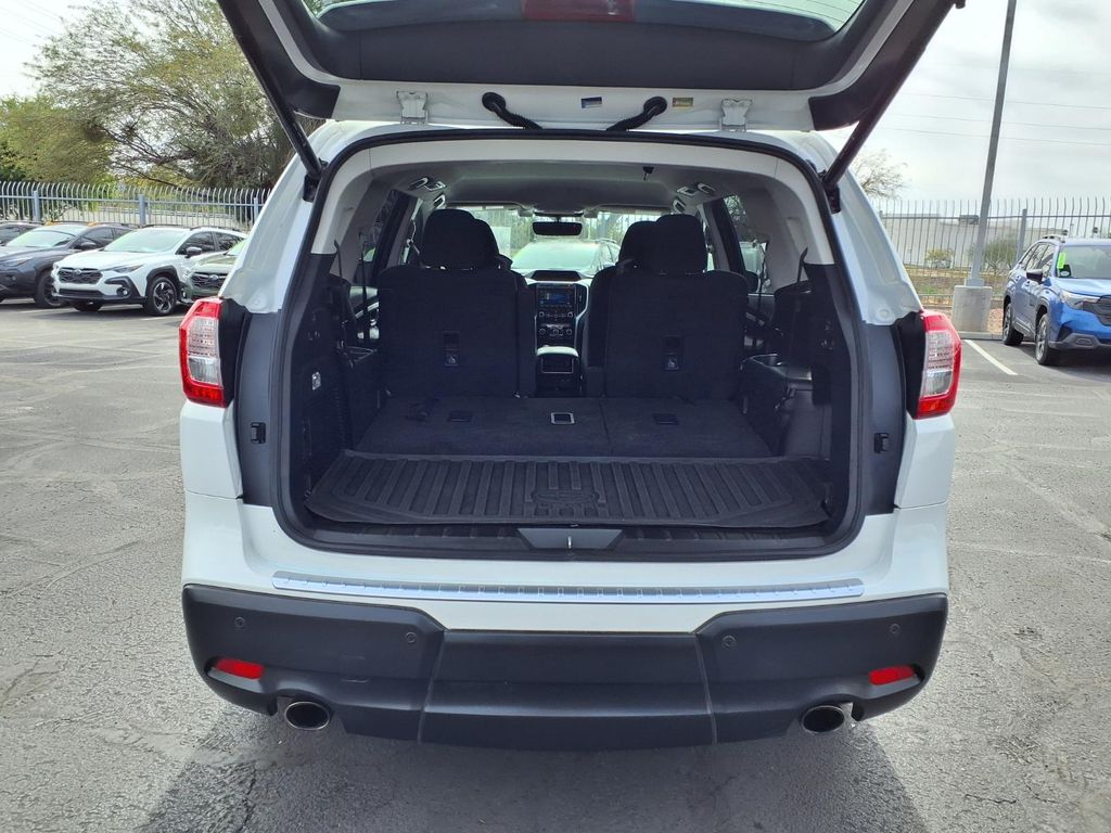 used 2020 Subaru Ascent car, priced at $18,000