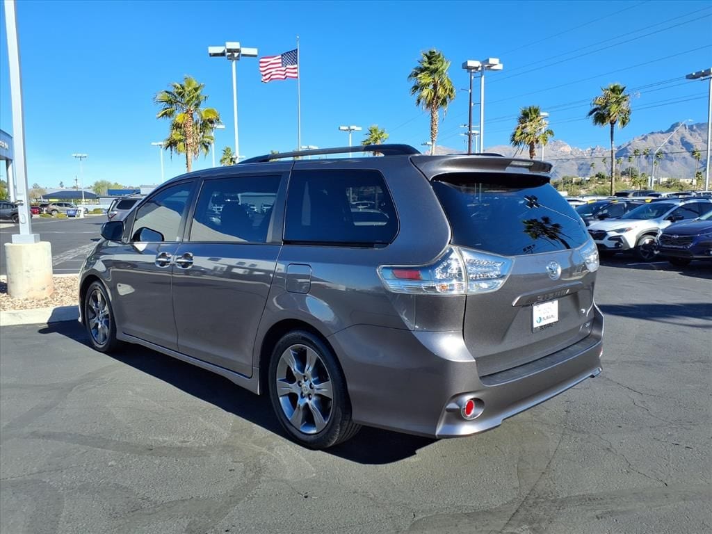 used 2016 Toyota Sienna car, priced at $13,750