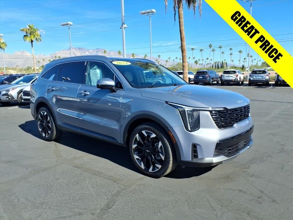 used 2024 Kia Sorento car, priced at $28,500