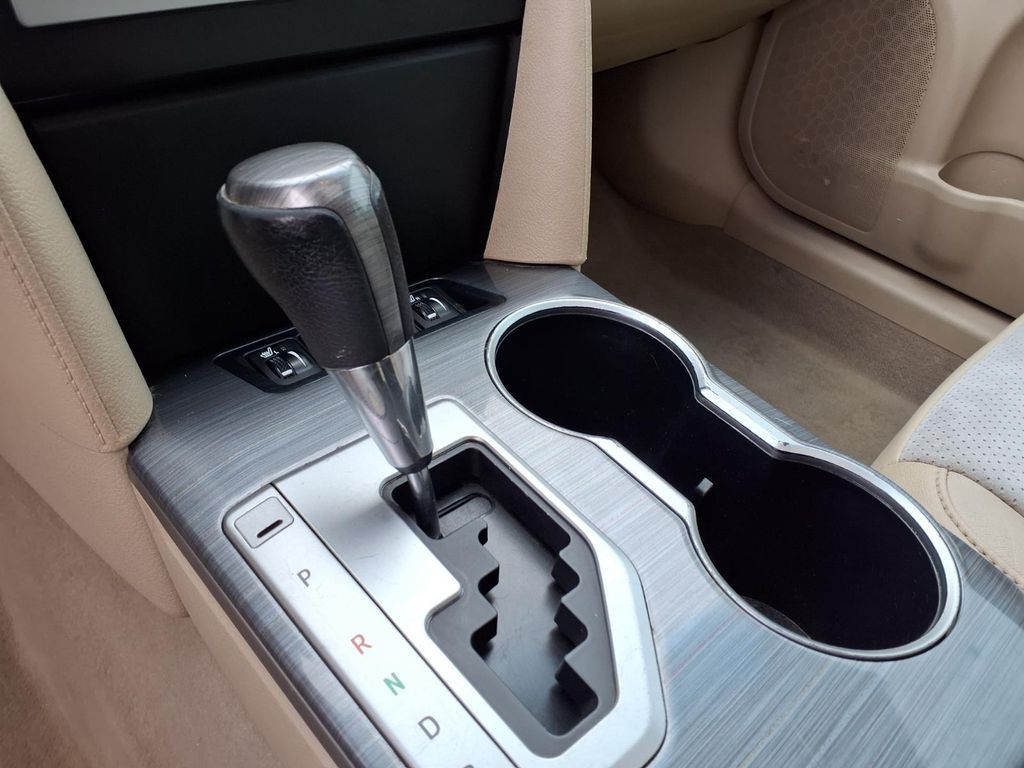 used 2013 Toyota Camry Hybrid car, priced at $10,750