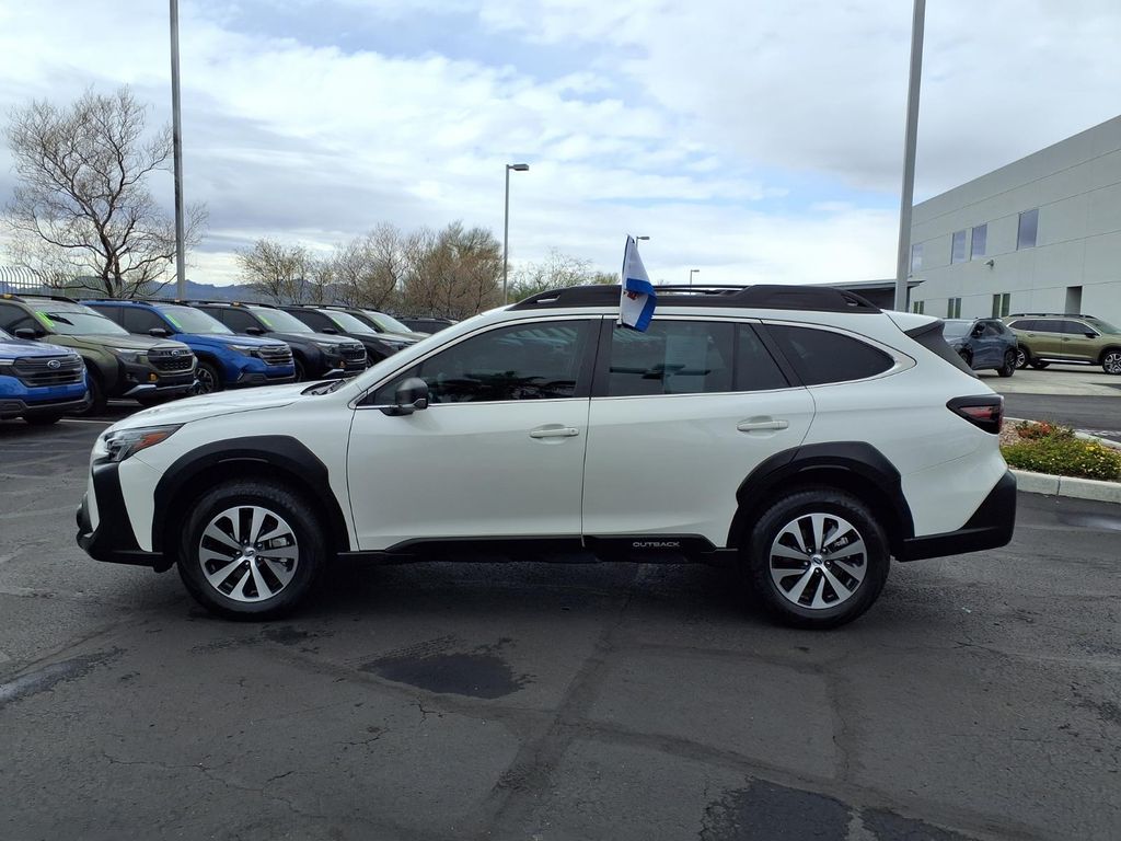 used 2025 Subaru Outback car, priced at $27,500