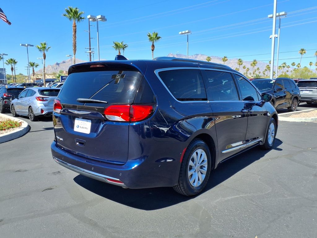 used 2018 Chrysler Pacifica car, priced at $15,750