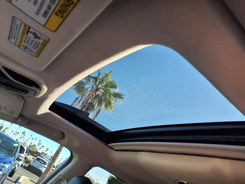 2020 Subaru Outback Limited photo 3