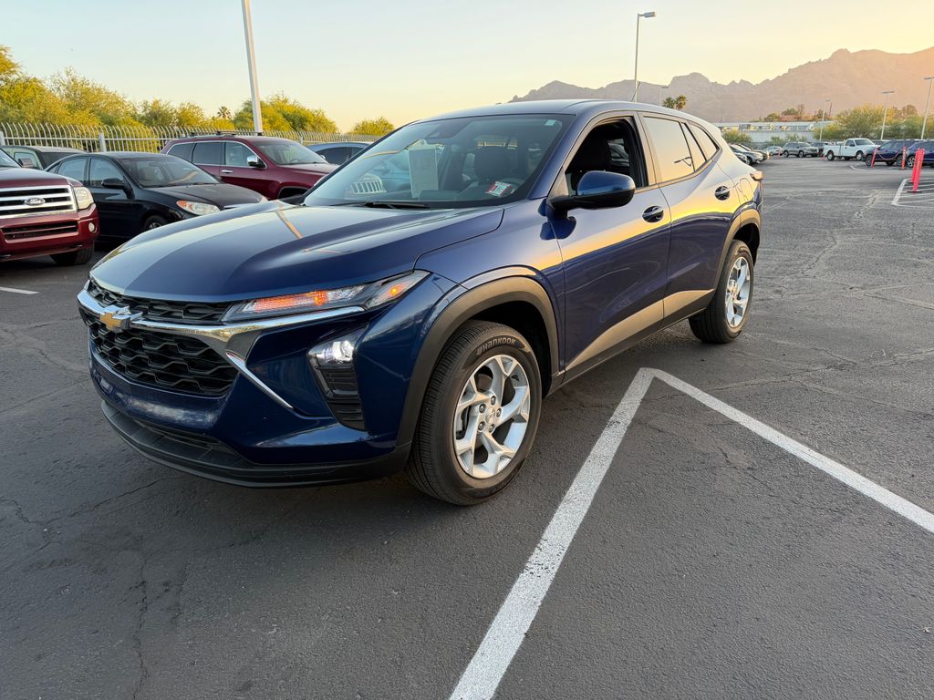 used 2024 Chevrolet Trax car, priced at $21,000