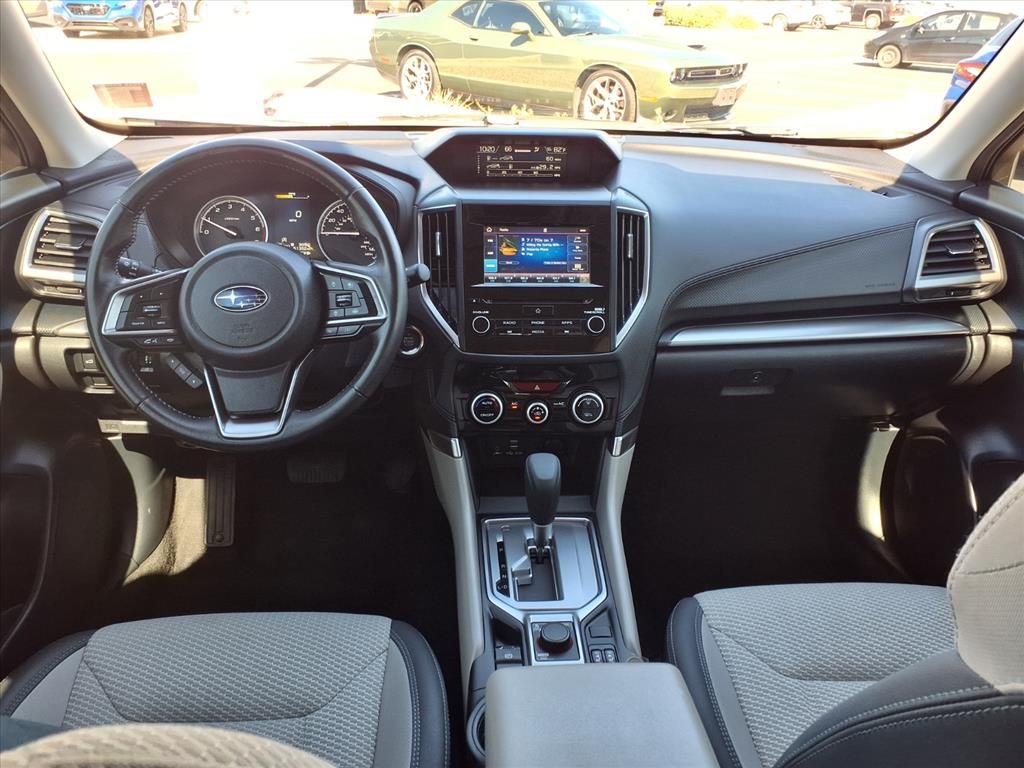 2022 Subaru Forester Premium photo 2