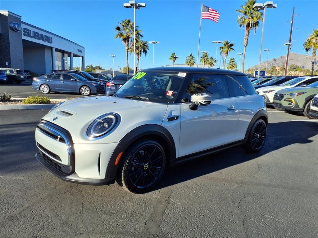 used 2022 MINI Electric Hardtop 2 Door car, priced at $15,000