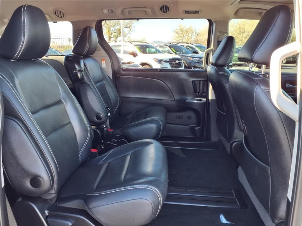 used 2016 Toyota Sienna car, priced at $13,750