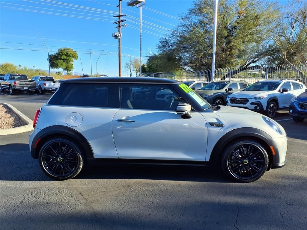 used 2022 MINI Electric Hardtop 2 Door car, priced at $15,000