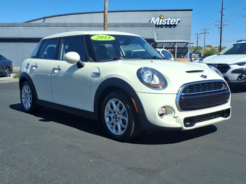 2015 MINI Cooper