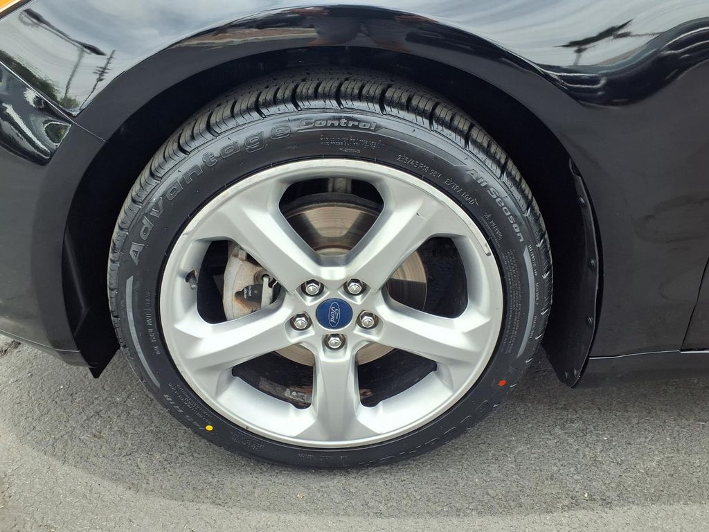used 2016 Ford Fusion car, priced at $10,500