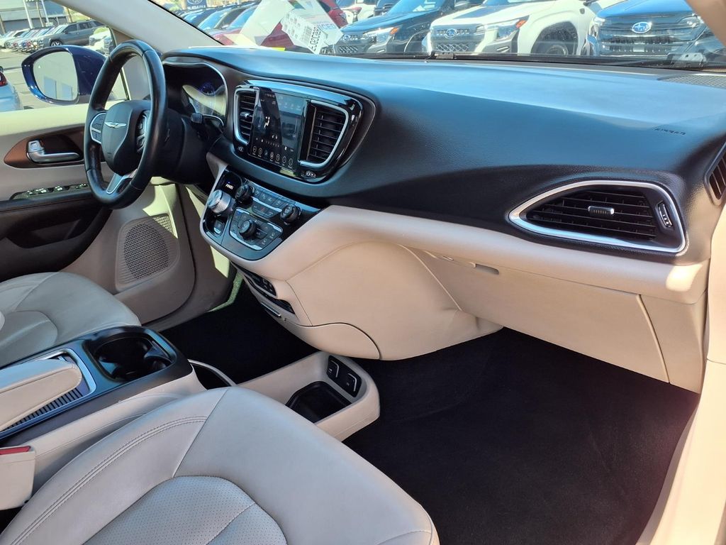 used 2018 Chrysler Pacifica car, priced at $15,750