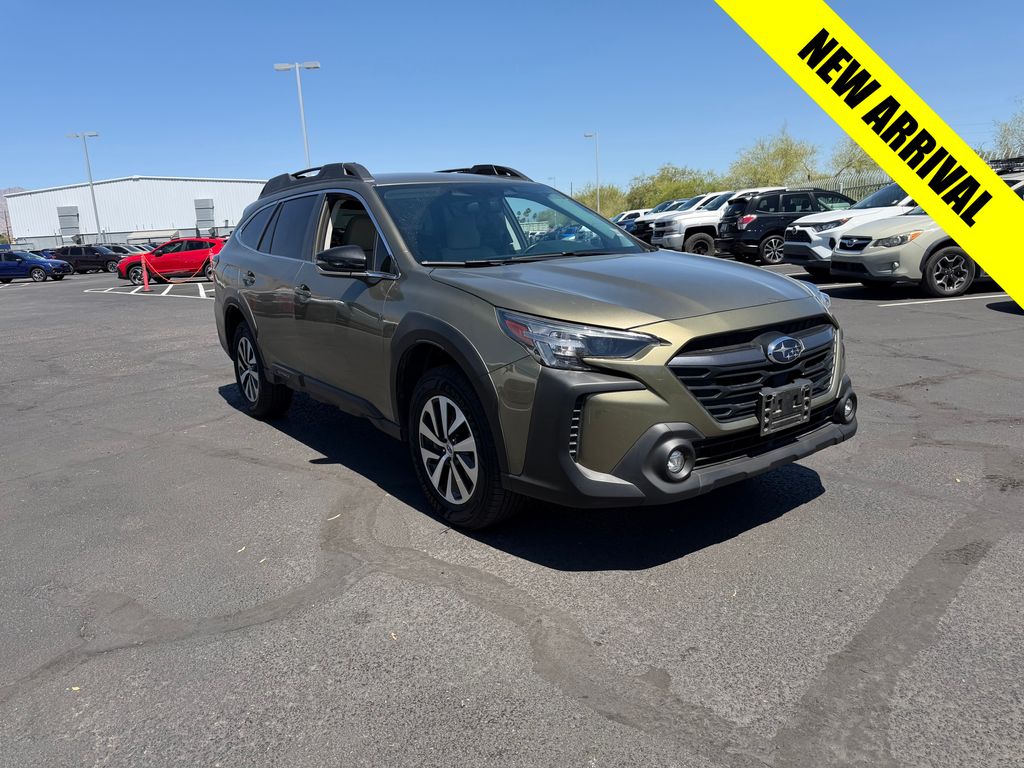2024 Subaru Outback Premium's photo