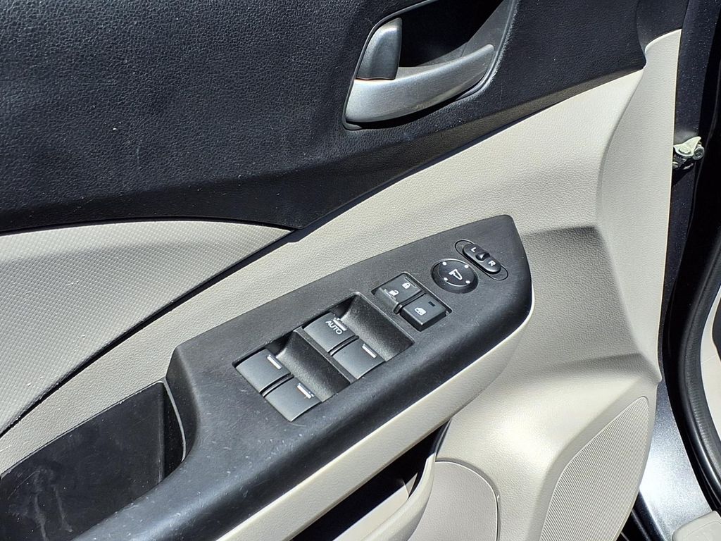used 2013 Honda CR-V car, priced at $12,000