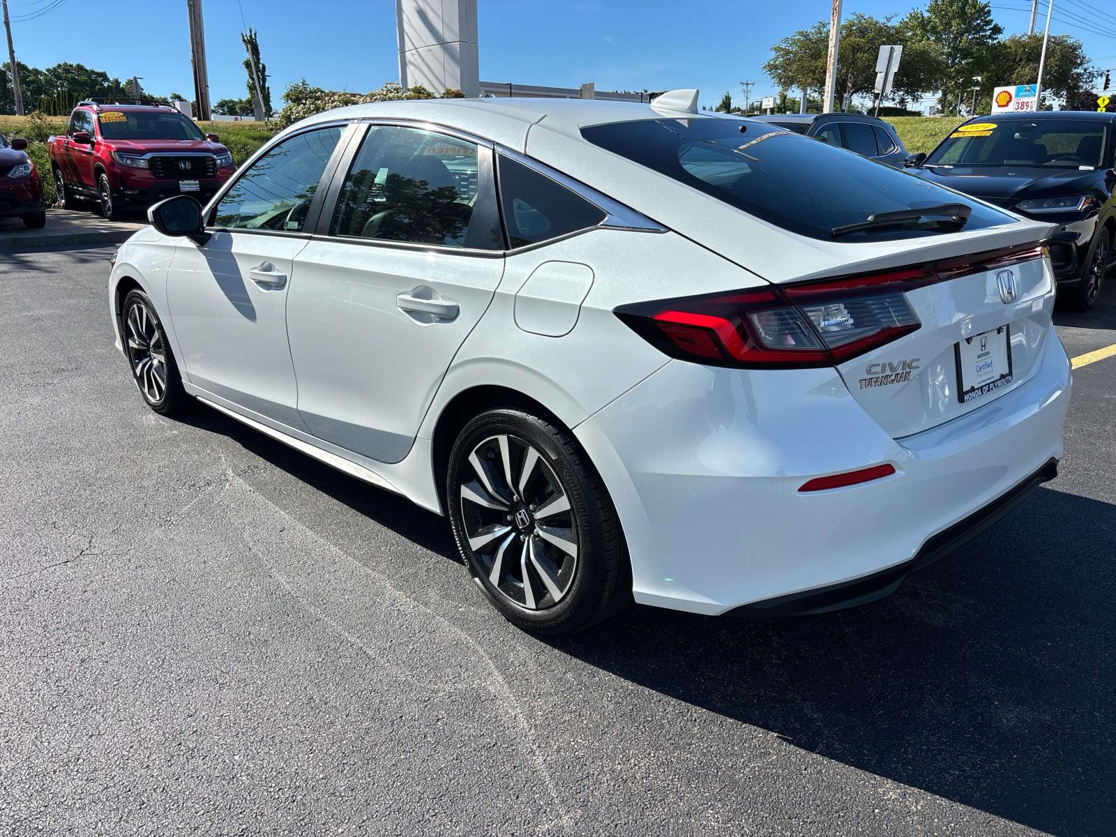 2024 Honda Civic Hatchback EX-L - Photo 5