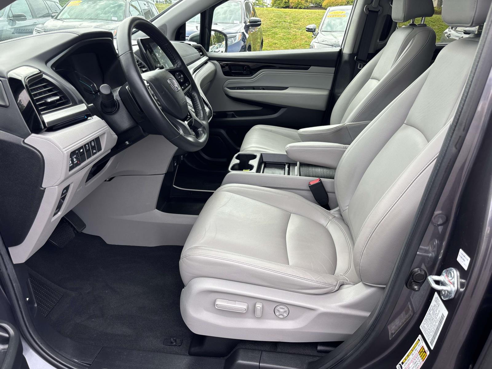 2024 Honda Odyssey Touring - Photo 11