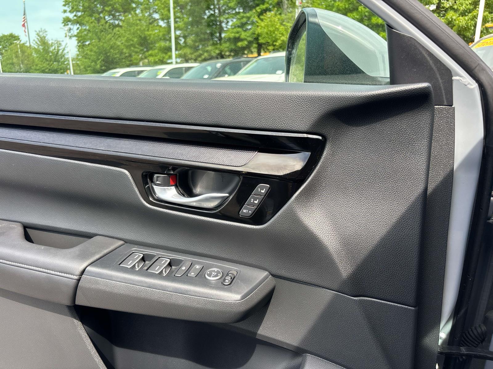 2024 Honda CR-V EX-L - Photo 19