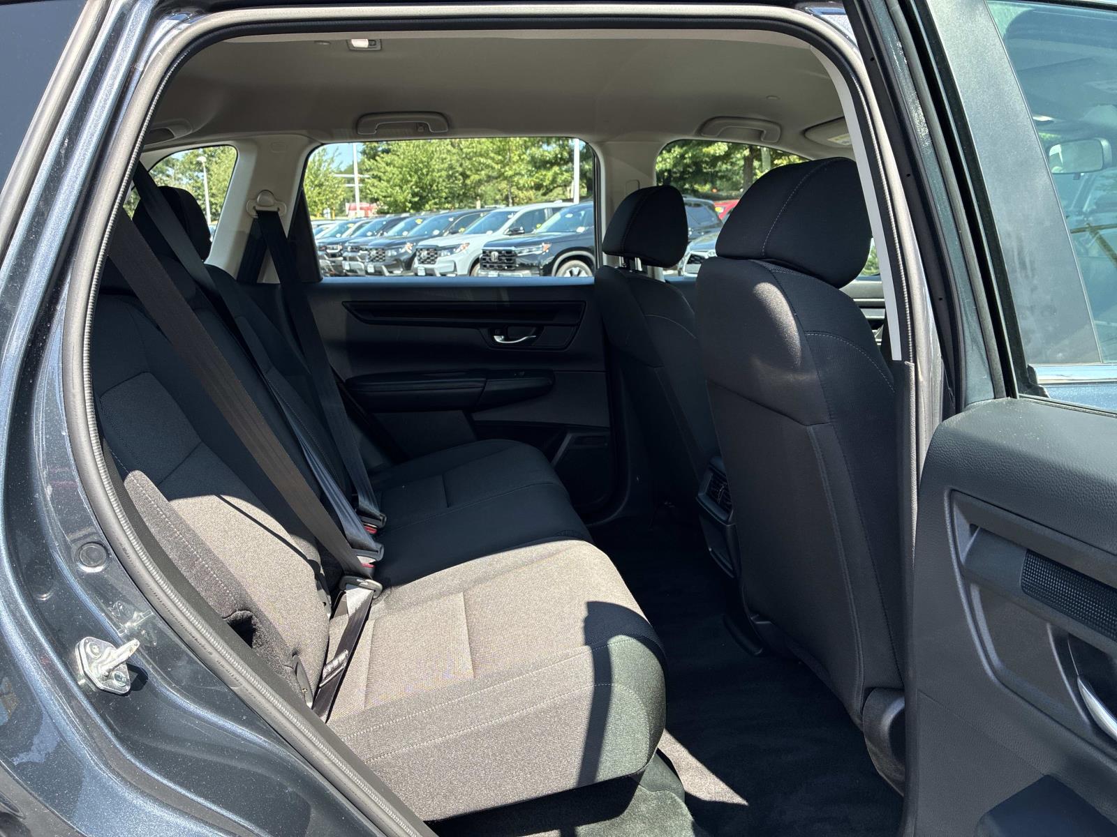 2024 Honda CR-V LX - Photo 12