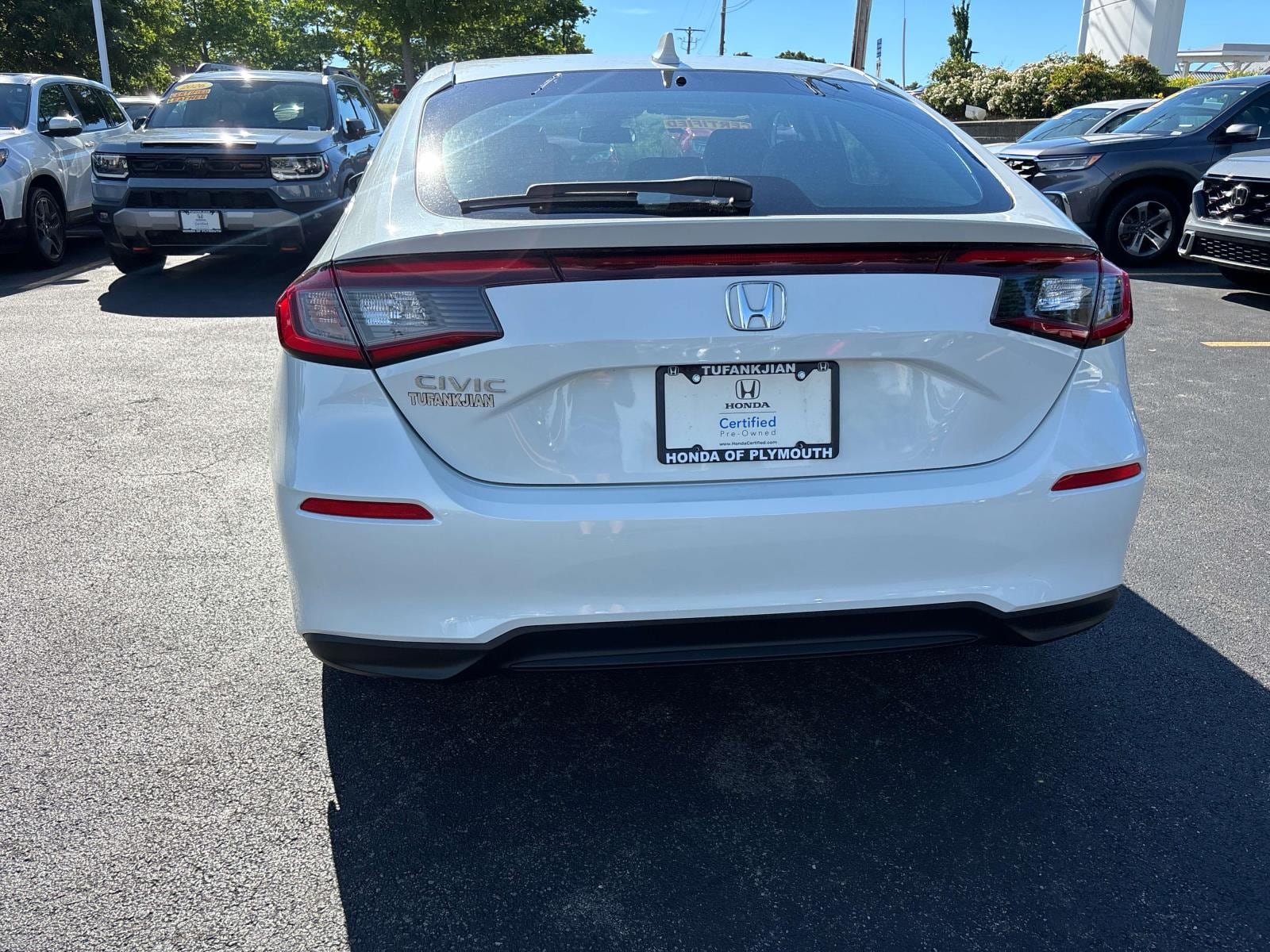 2024 Honda Civic Hatchback EX-L - Photo 4