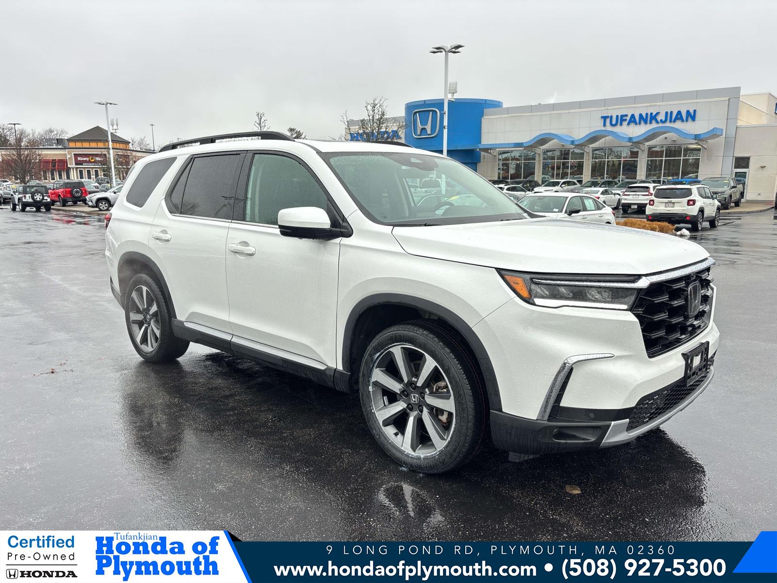 2023 Honda Pilot Elite's photo