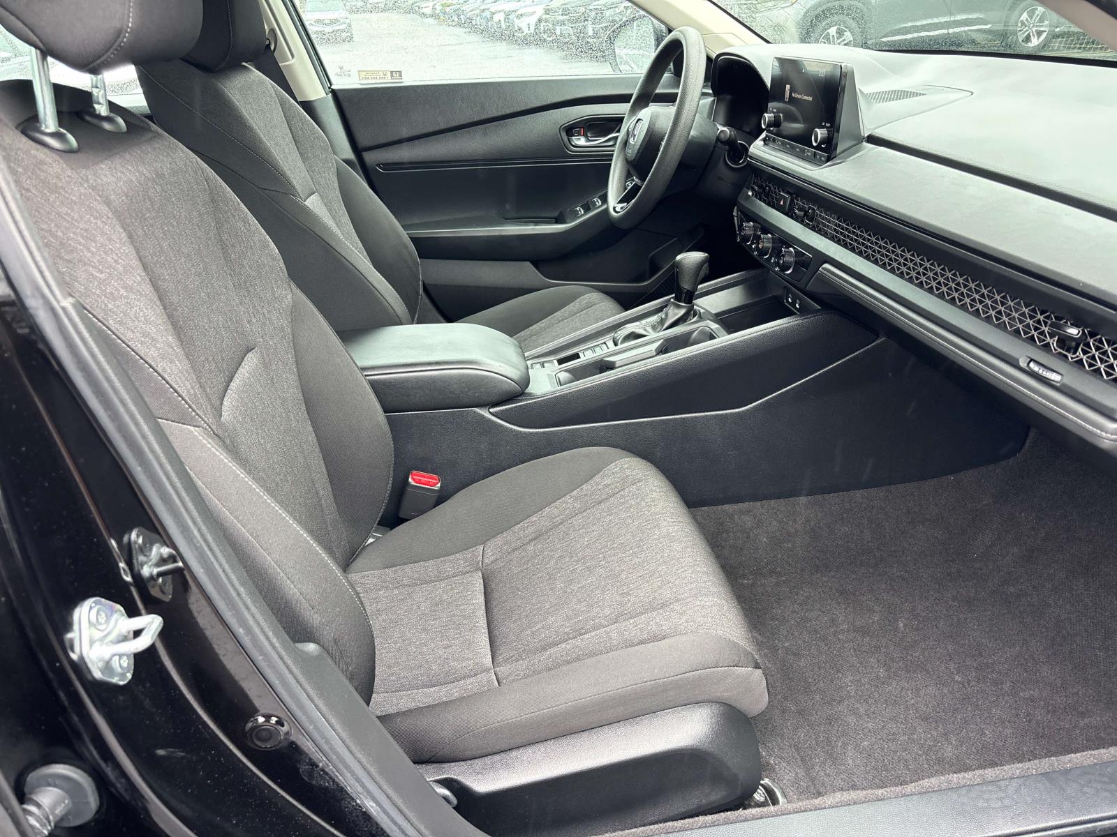 2023 Honda Accord LX - Photo 13