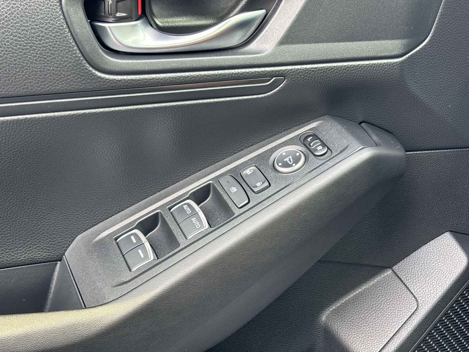 2023 Honda Accord LX - Photo 18
