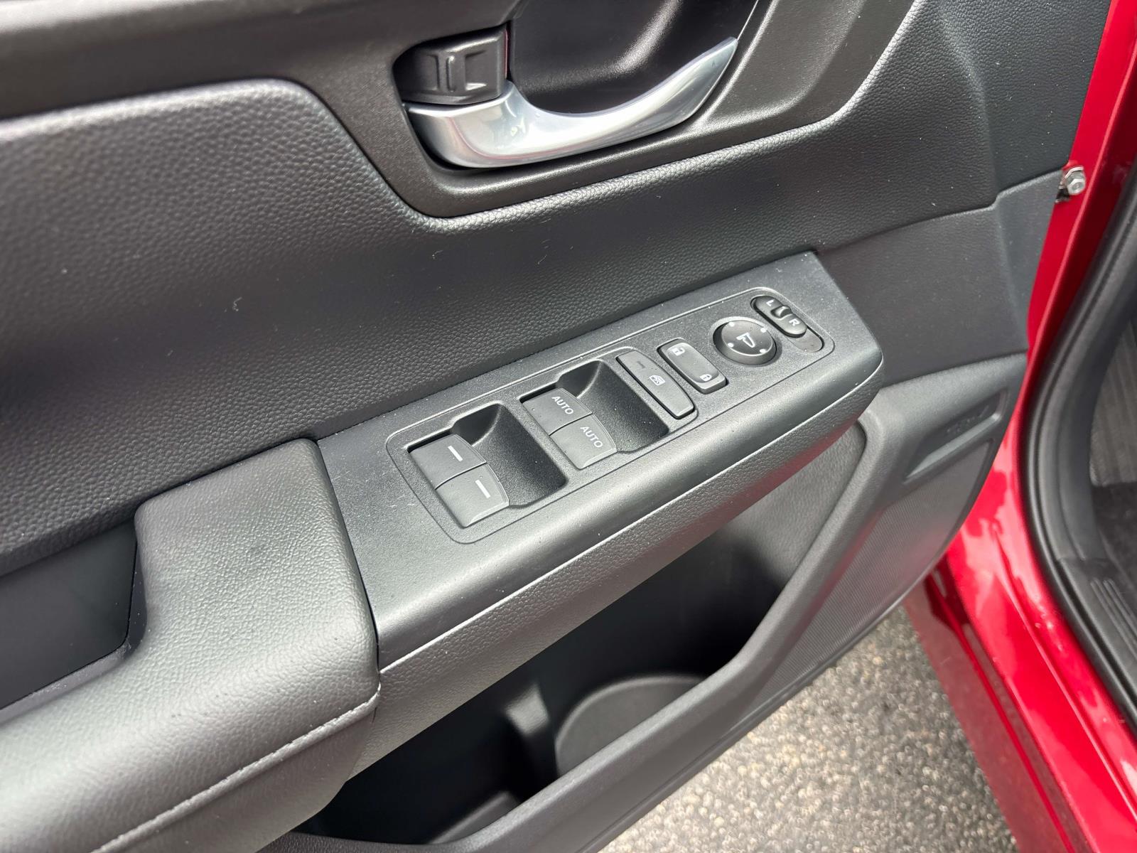 2024 Honda CR-V EX - Photo 19