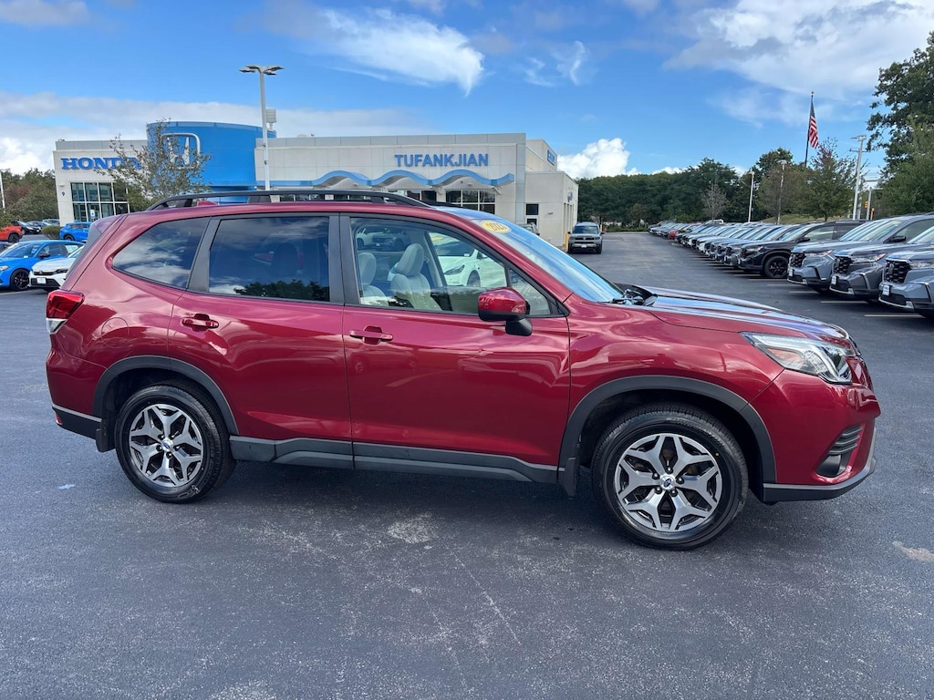 Used 2023 Subaru Forester Premium SUV