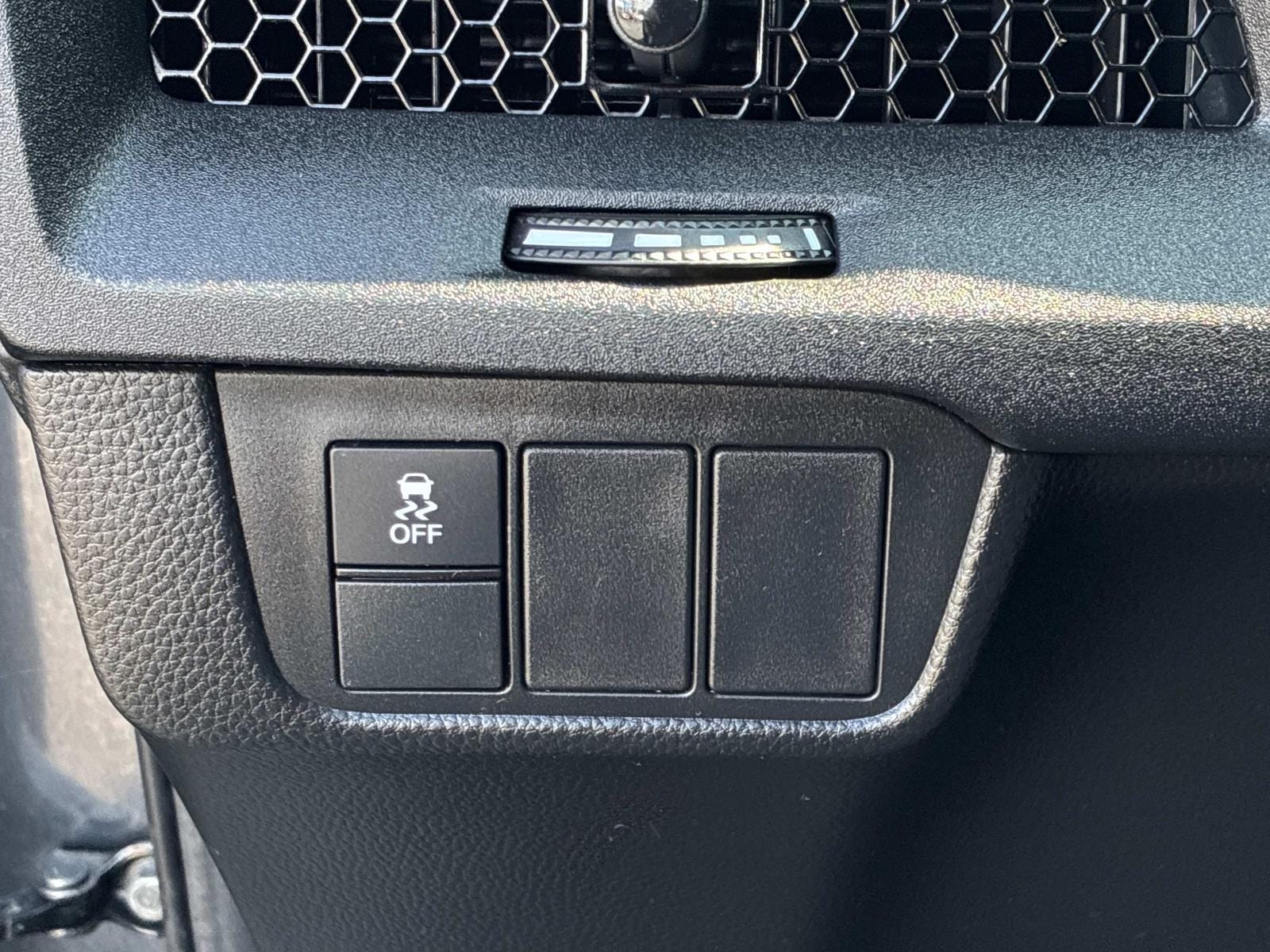 2024 Honda CR-V LX - Photo 23