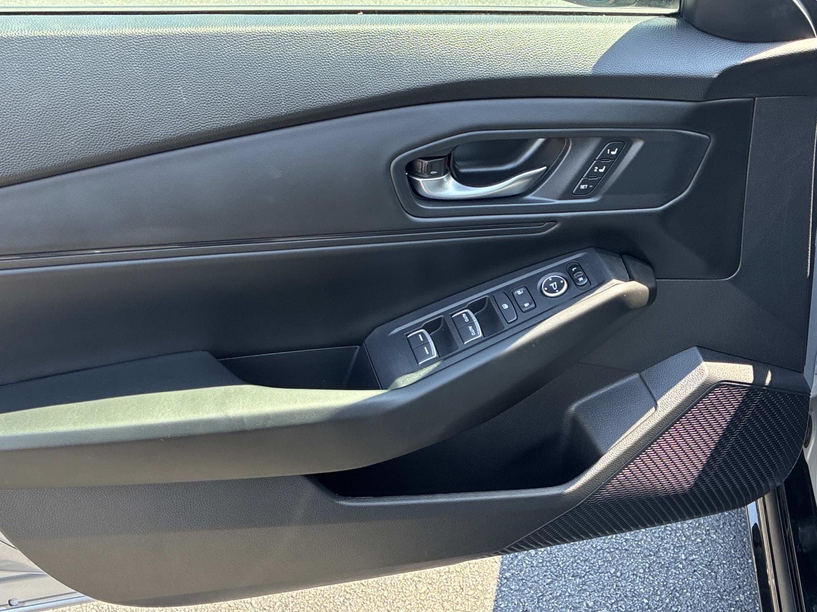 2023 Honda Accord Hybrid EX-L - Photo 21