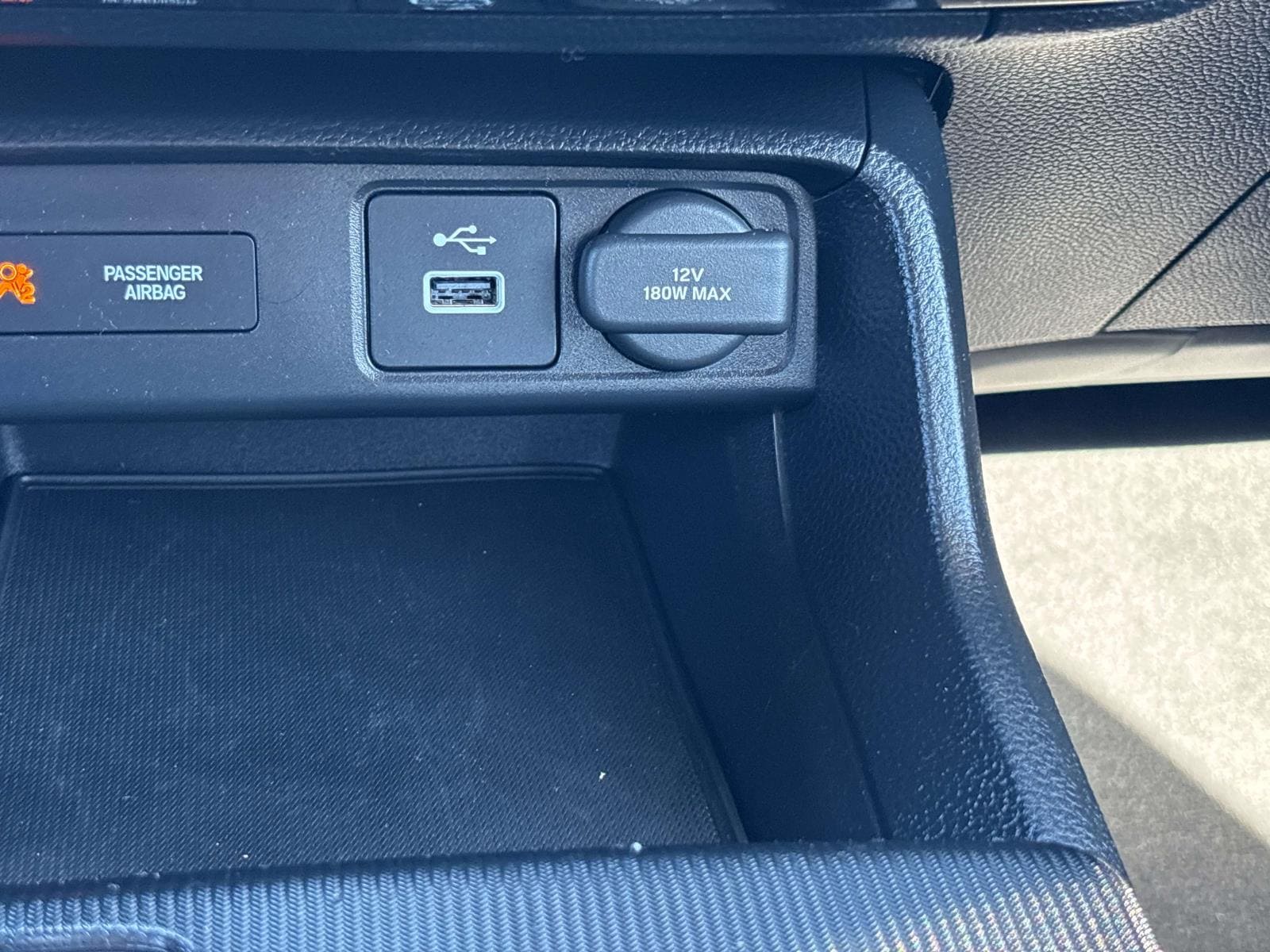 2024 Honda Civic Hatchback EX-L - Photo 24