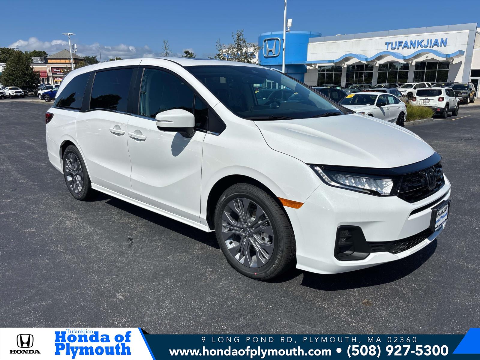 2026 Honda Odyssey Touring's photo