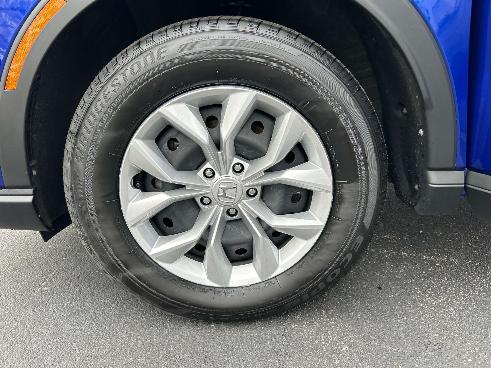 2025 Honda CR-V LX - Photo 29