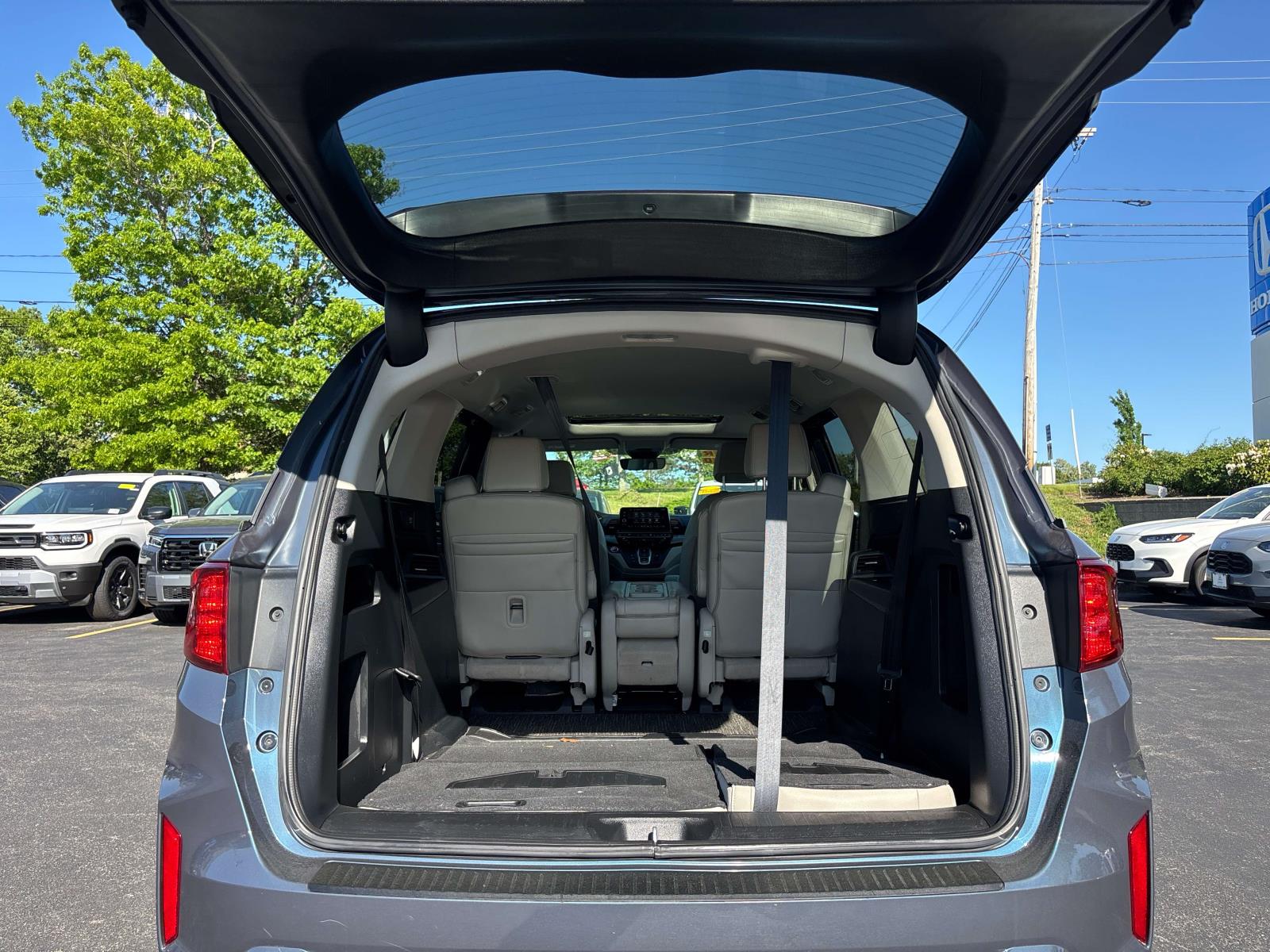 2025 Honda Odyssey EX-L - Photo 19
