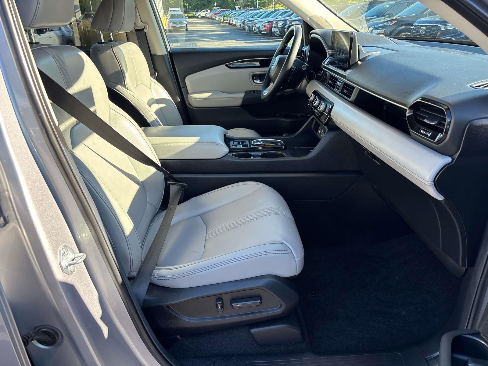 2024 Honda Pilot EX-L - Photo 20