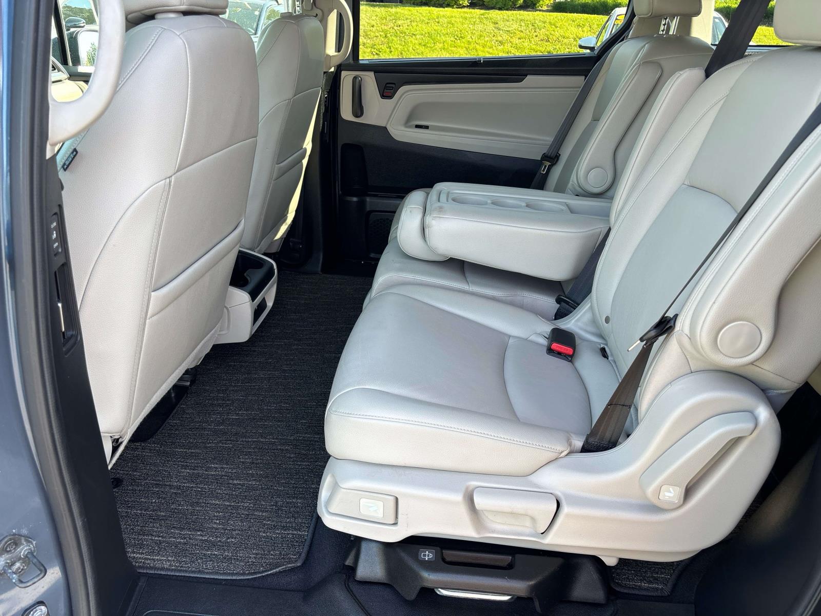 2025 Honda Odyssey EX-L - Photo 11