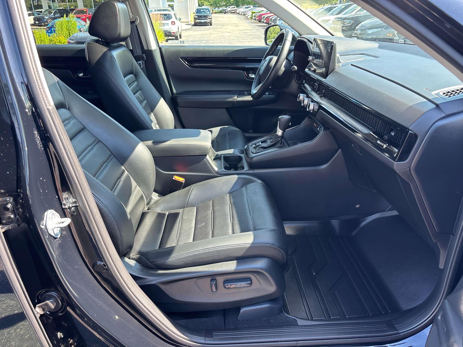 2025 Honda CR-V EX-L - Photo 19