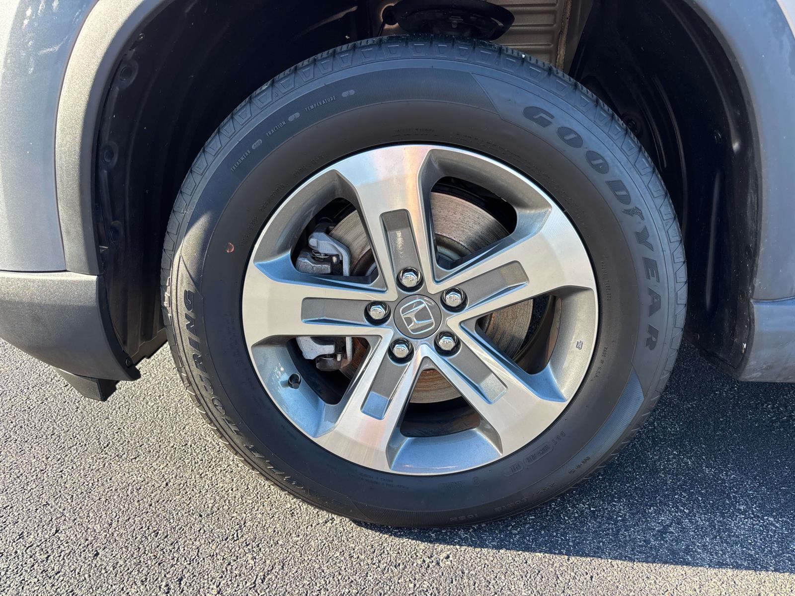 2024 Honda Pilot EX-L - Photo 8