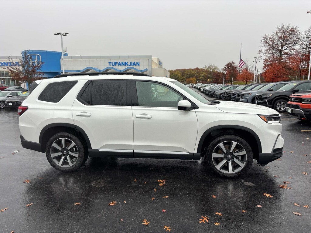New 2025 Honda Pilot Touring SUV