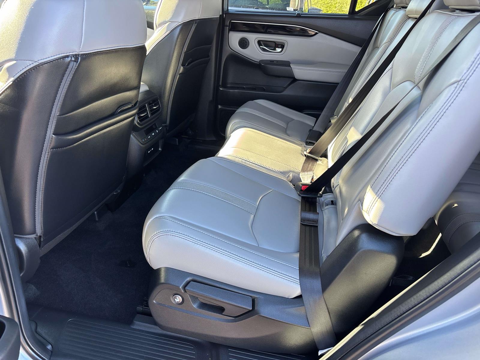 2024 Honda Pilot EX-L - Photo 12